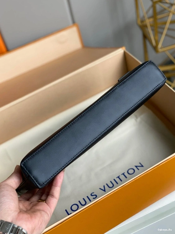 POUCH IPAD LOUIS VUITTON 0122